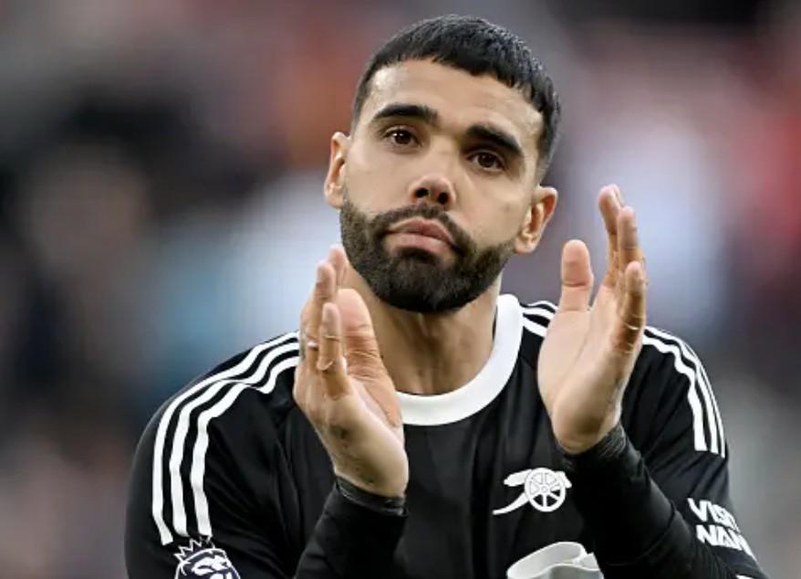 拉亚:索博斯洛伊的射门非常漂亮,希望下次我能扑出这样的球