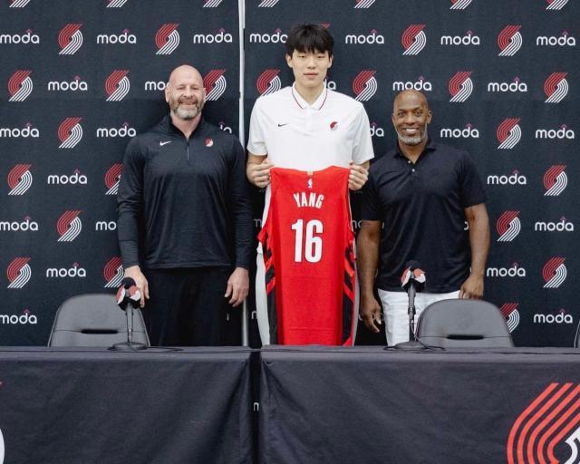 1751075011073030451.jpg GufEMRjakAAsOjm.jpg